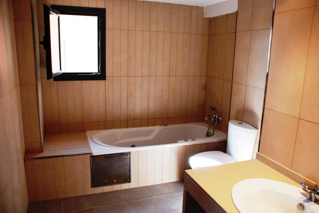 Villa Marina Del Port 1 ลาเมตยาเดมาร์ ภายนอก รูปภาพ